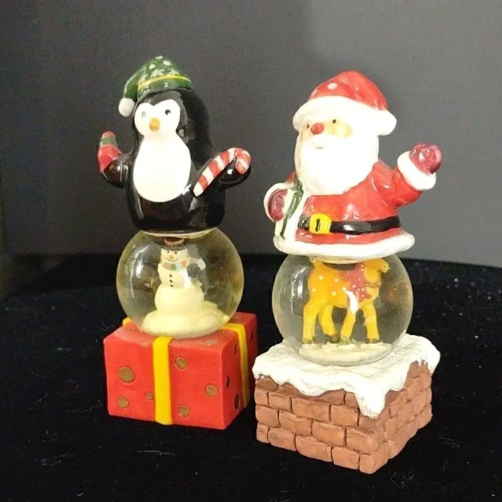 Vintage Holiday Sno Globe Salt & Pepper Shakers